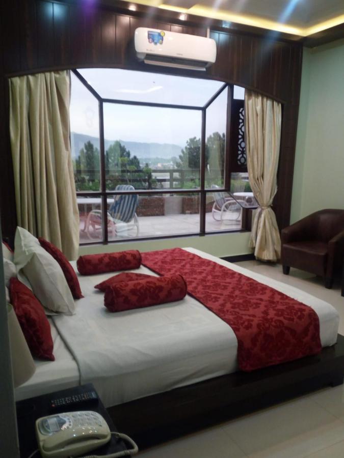 Burj Al Swat Hotel Saidu Sharif Eksteriør bilde