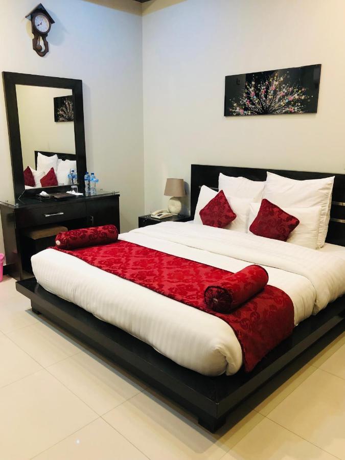 Burj Al Swat Hotel Saidu Sharif Eksteriør bilde